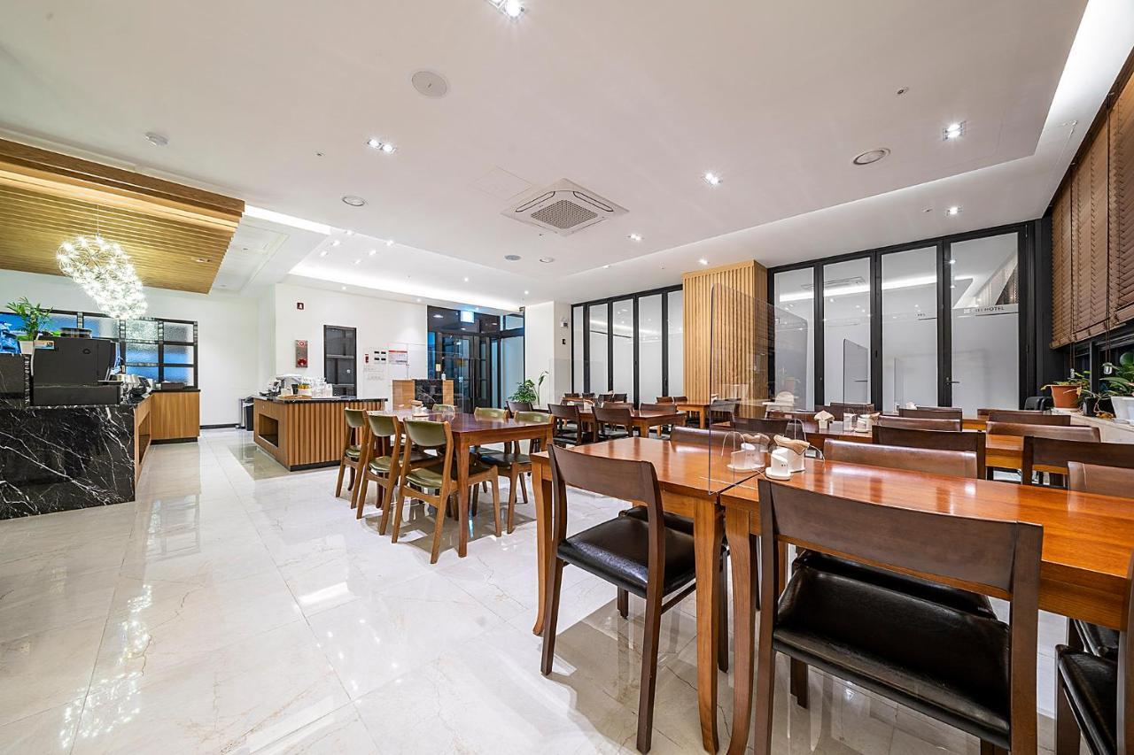 Wonju City Hotel Hyeoksin Εξωτερικό φωτογραφία