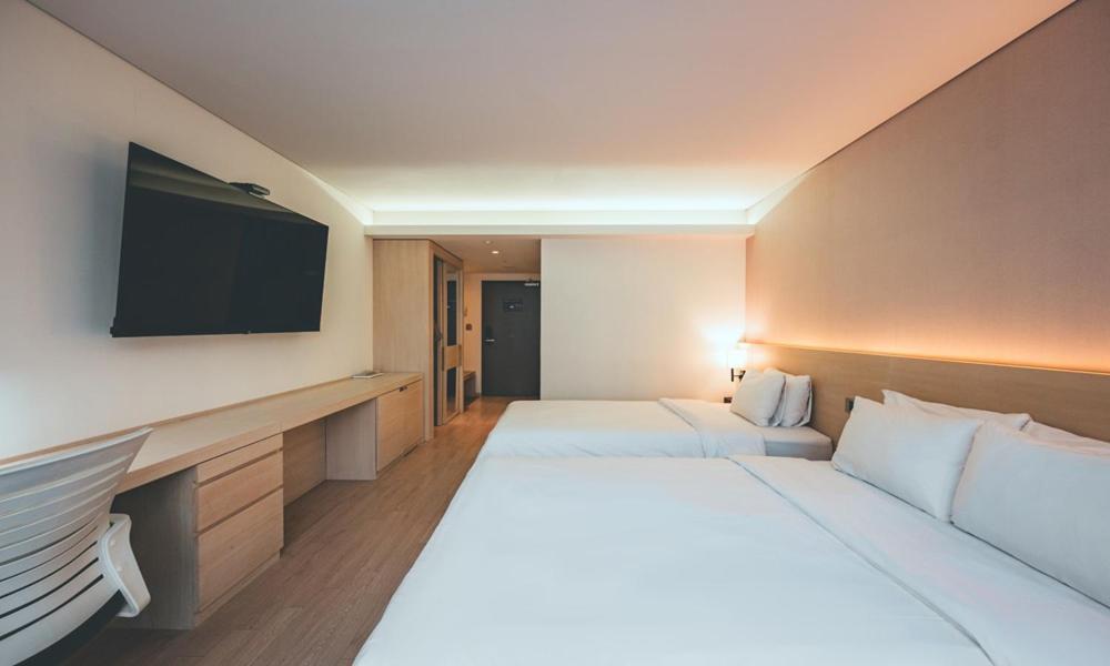 Wonju City Hotel Hyeoksin Εξωτερικό φωτογραφία
