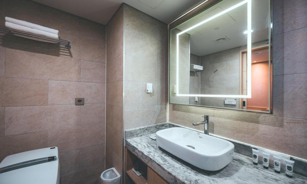 Wonju City Hotel Hyeoksin Εξωτερικό φωτογραφία