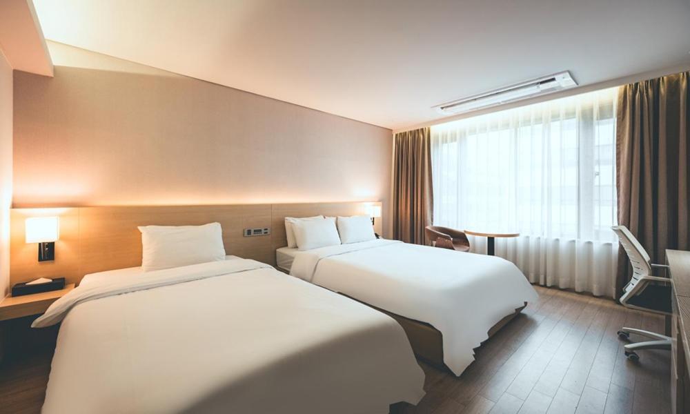 Wonju City Hotel Hyeoksin Εξωτερικό φωτογραφία