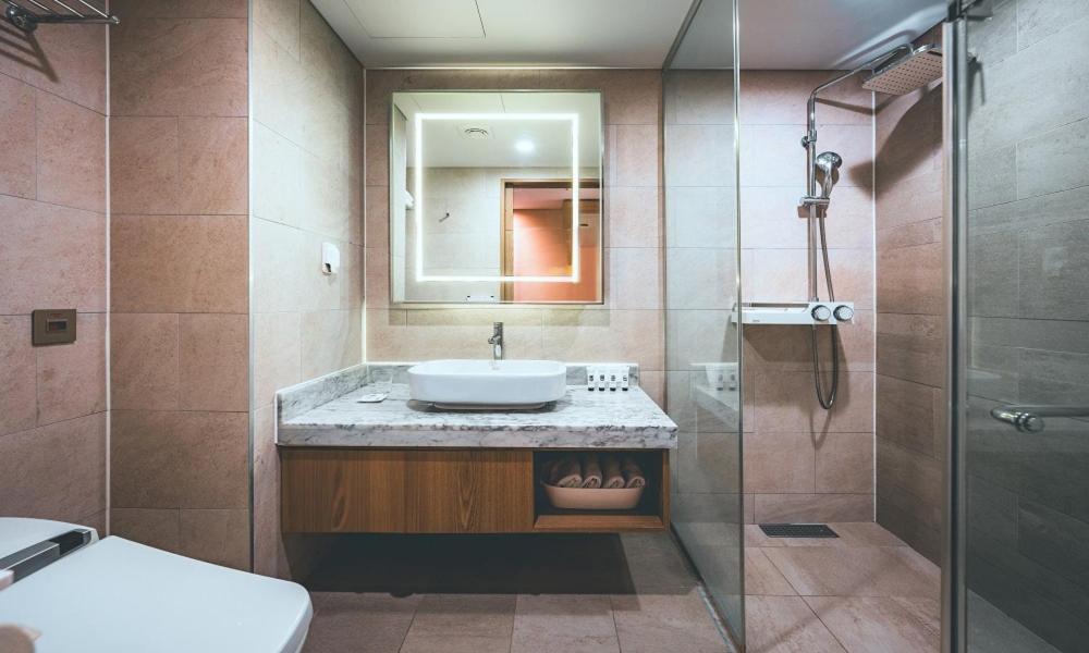 Wonju City Hotel Hyeoksin Εξωτερικό φωτογραφία