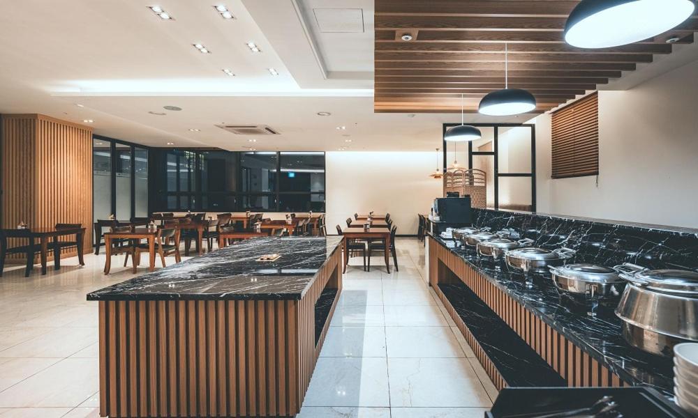 Wonju City Hotel Hyeoksin Εξωτερικό φωτογραφία